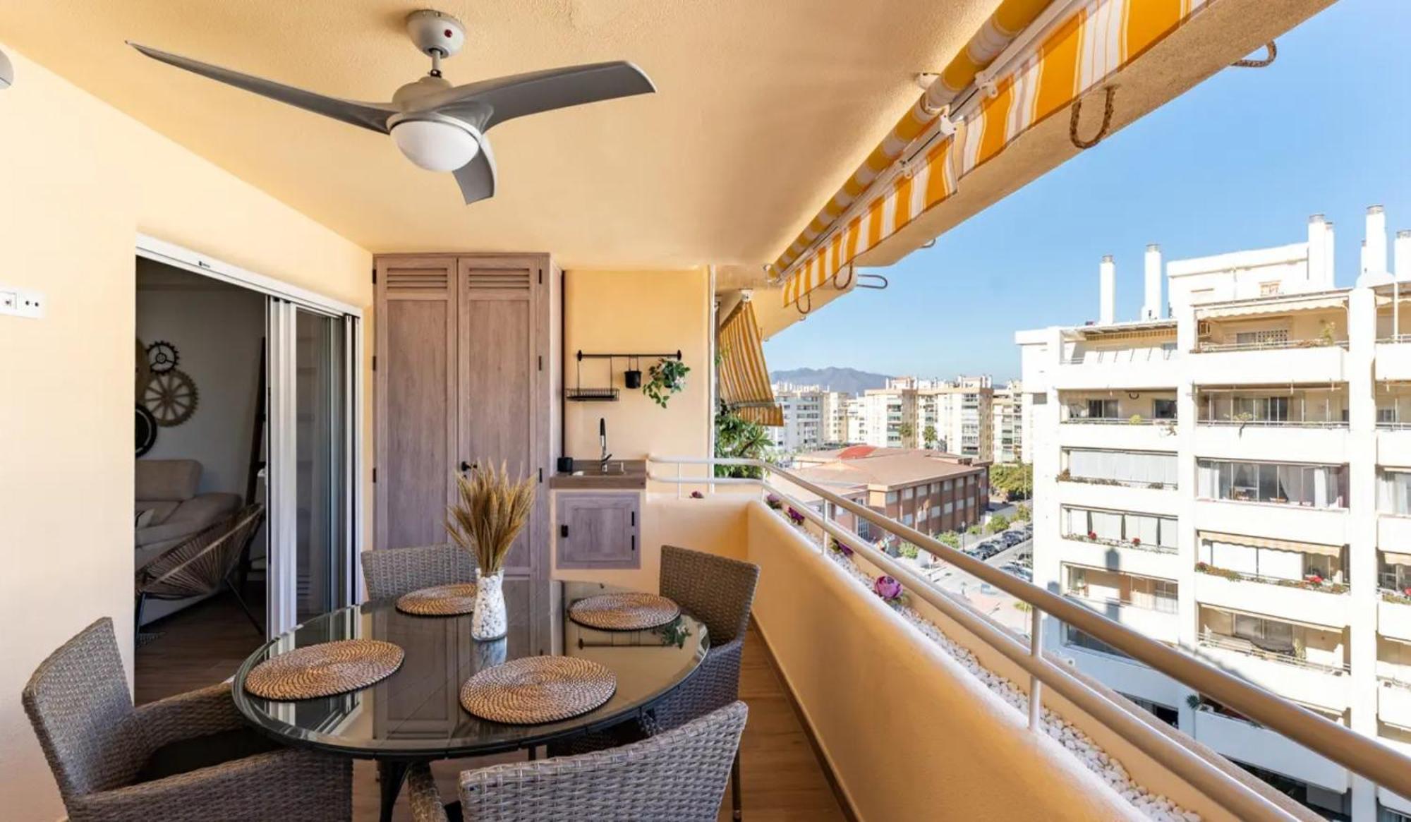 פואנגירולה Apartamento Boutique Miramar Playa, Garaje Opcional מראה חיצוני תמונה